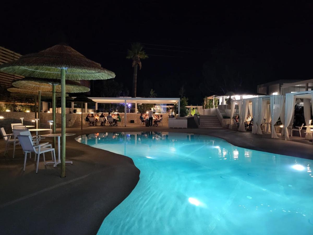 Oasi Blu Sardinia Hotel Santa Margherita di Pula Exterior photo