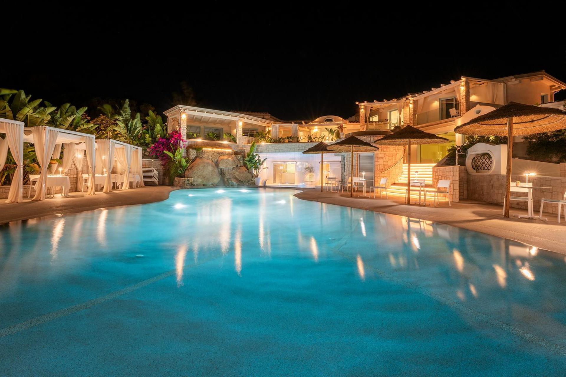 Oasi Blu Sardinia Hotel Santa Margherita di Pula Exterior photo