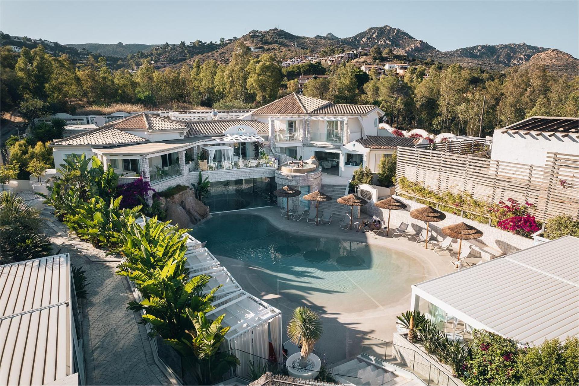 Oasi Blu Sardinia Hotel Santa Margherita di Pula Exterior photo